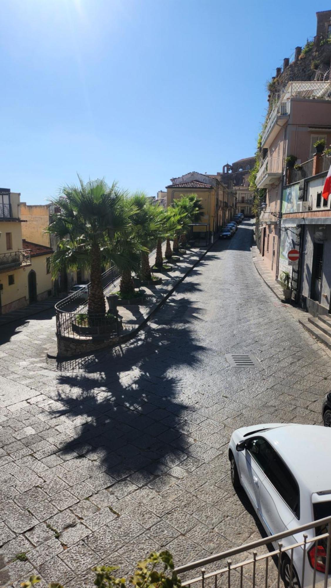 Home Di Giulietta Castiglione De Sicilia Bagian luar foto